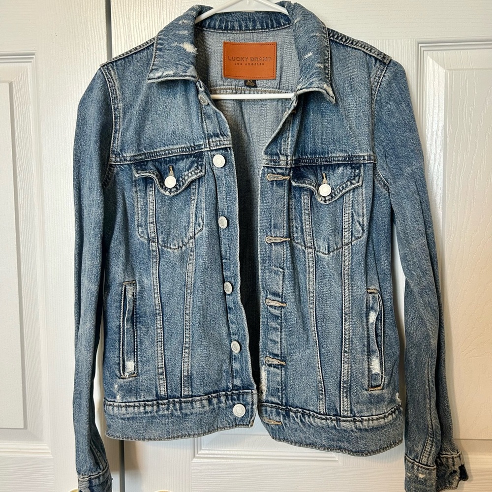 Lucky Brand distressed Jean jacket